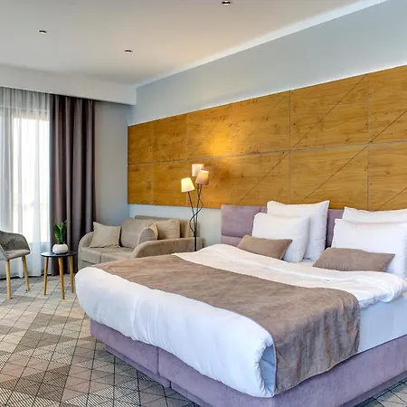 Emporia Mostar 4*
